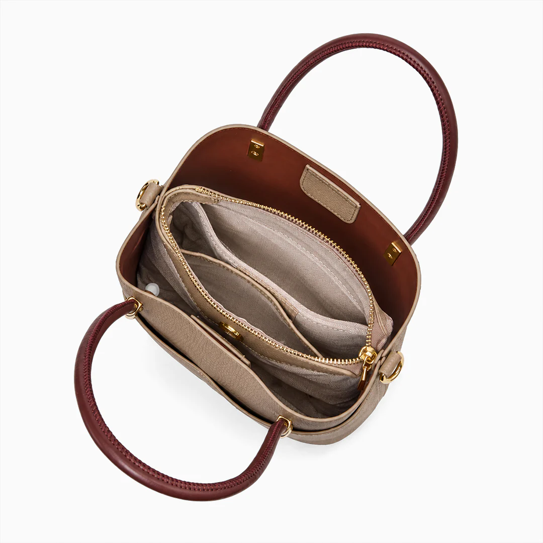 Aurelia Bucket Handbag - Image 16