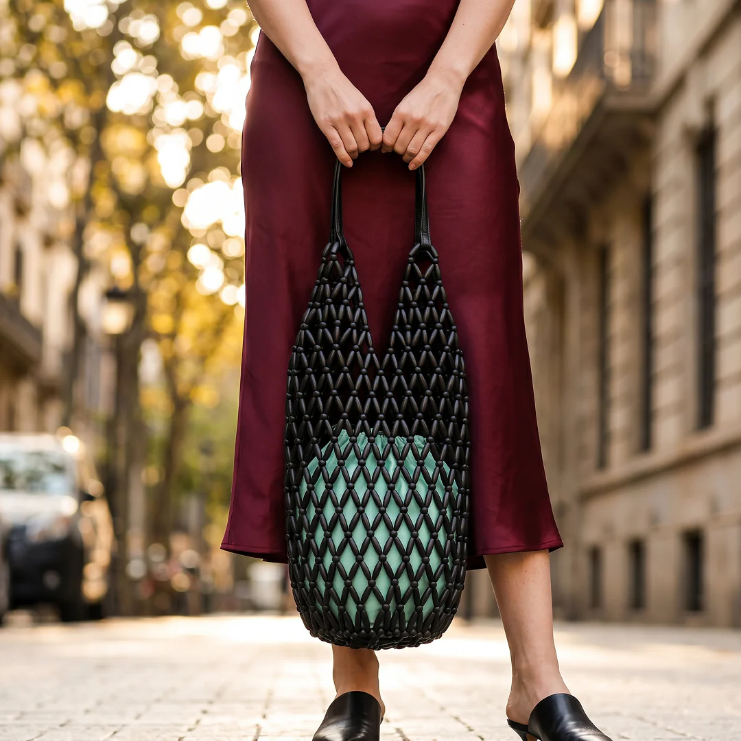 Paloma Beaded Net Shoulder Bag - Image 9