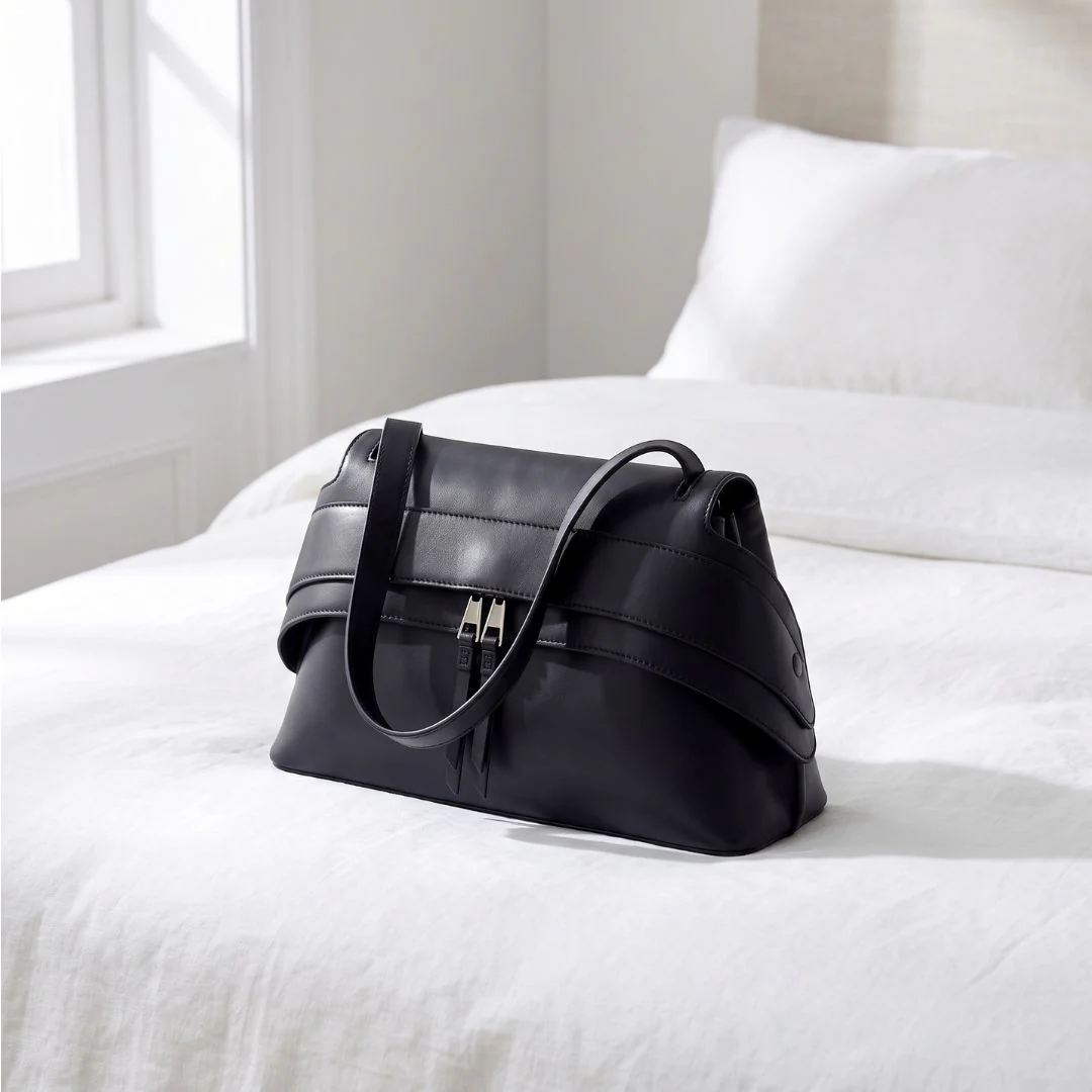 Petra Belted Shoulder Bag - Image 4
