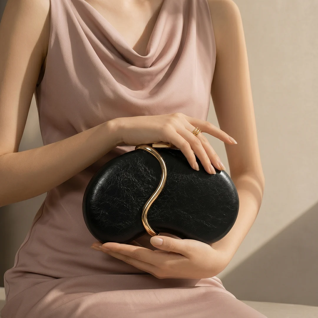 Solene Sculpted Clutch - Image 3